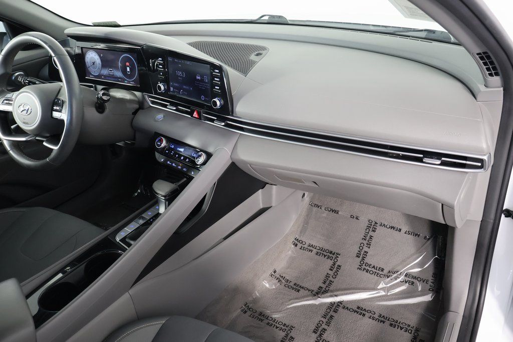 Thumbnail: 2021 Hyundai Elantra - 9