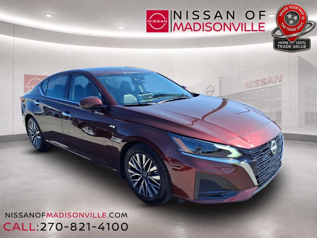 Garnet Pearl Metallic 2025 Nissan Altima Sedan Front-Wheel Drive Continuously Variable Transmission
