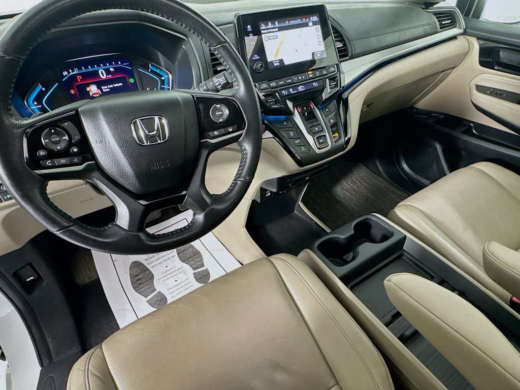 Used Car 2021 Honda Odyssey  Touring For Sale Under $30,000 In Austin, Texas