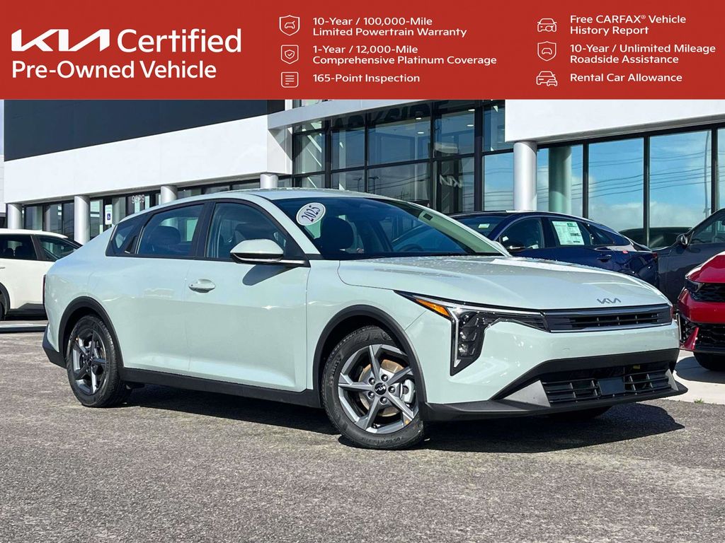 2025 Kia K4 LXS FWD