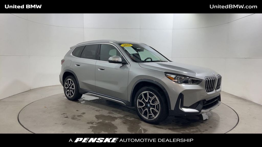 Thumbnail: 2025 BMW X1 - 2