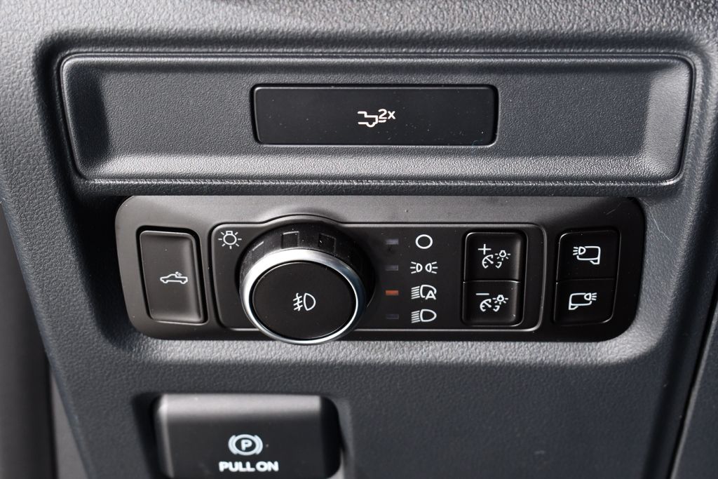 New 2026 Black Ford XLT image 33