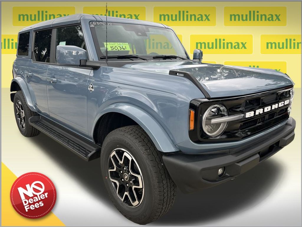 2025 Ford Bronco 4-Door Outer Banks's photo