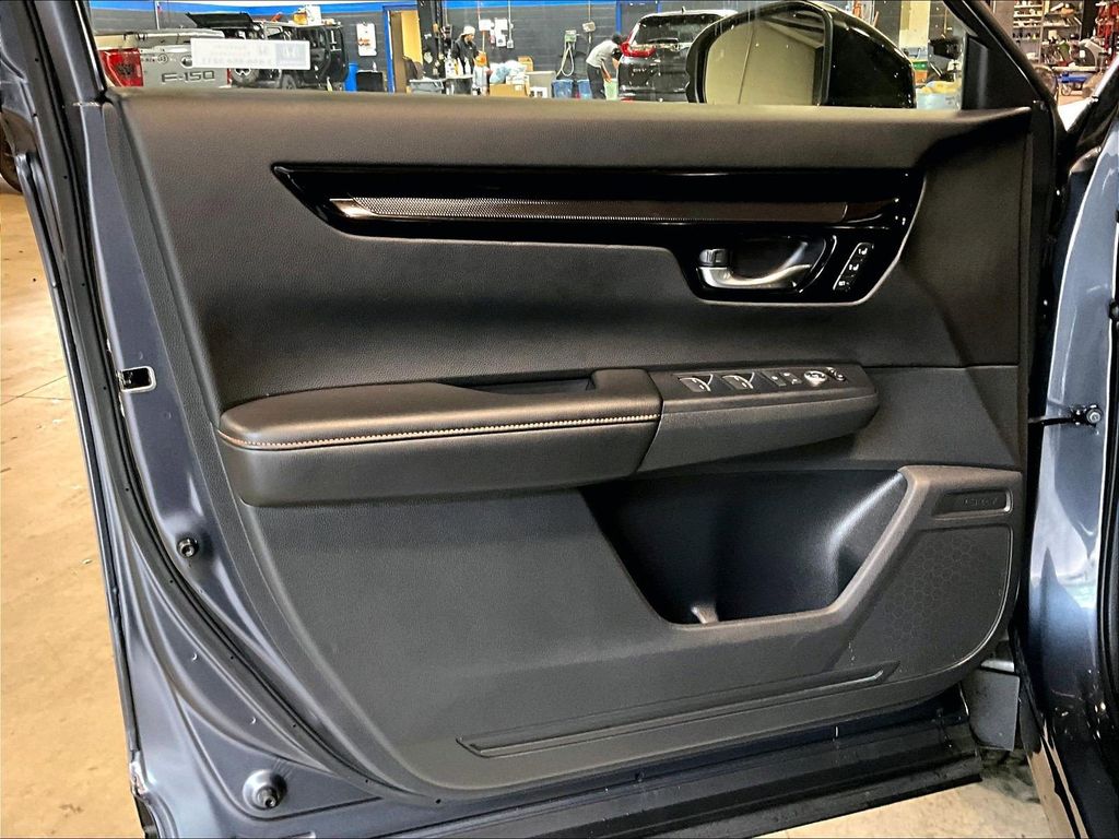 2026 Honda CR-V Hybrid — photo 9