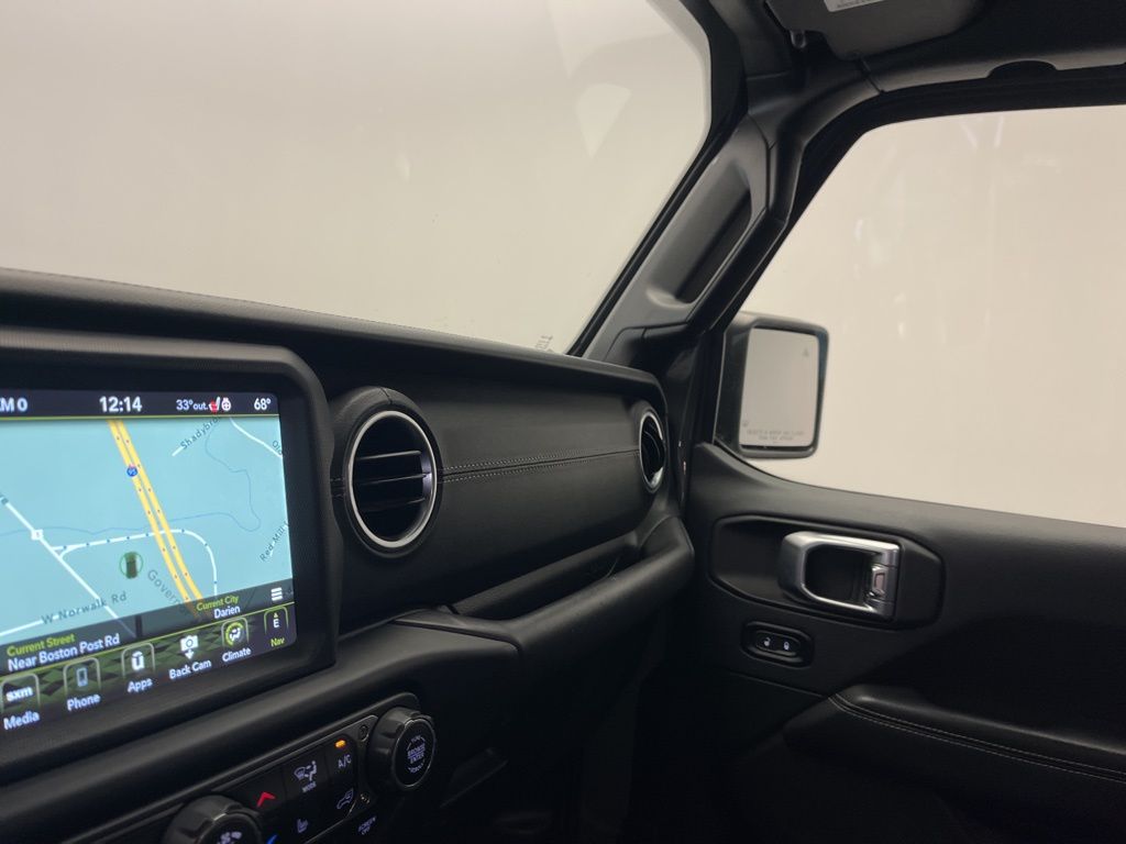 Thumbnail: 2019 Jeep Wrangler - 22