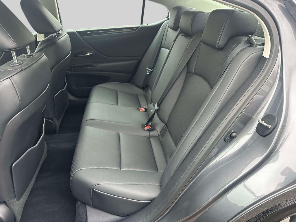 used 2021 Lexus ES car, priced at $34,495