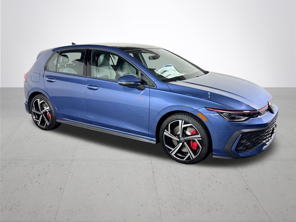 2025 Volkswagen Golf GTI SE photo 3