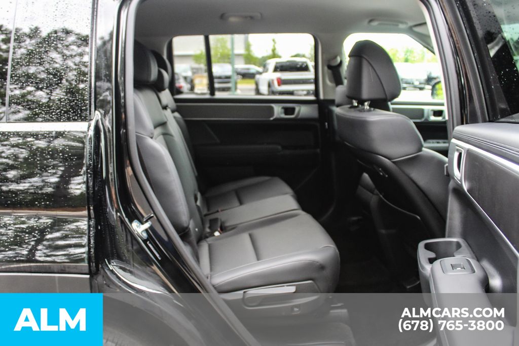 Used 2026 Black Hyundai SEL image 22
