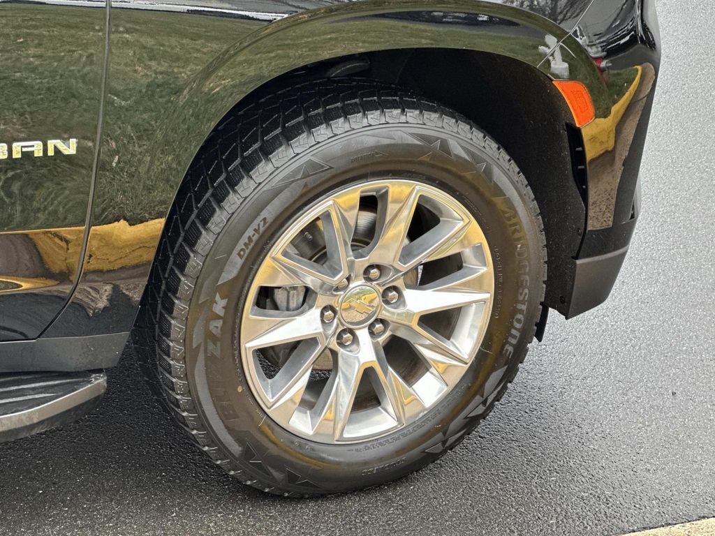 Thumbnail: 2021 Chevrolet Suburban - 17