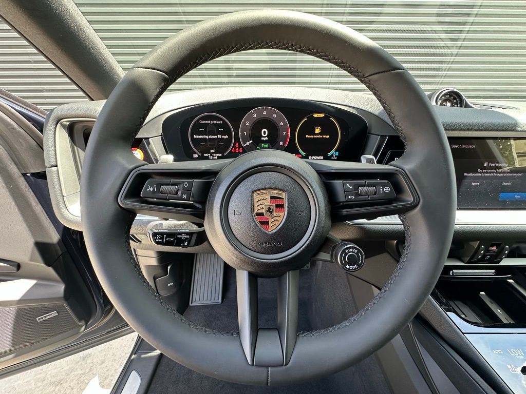 Thumbnail: 2025 Porsche  - 18