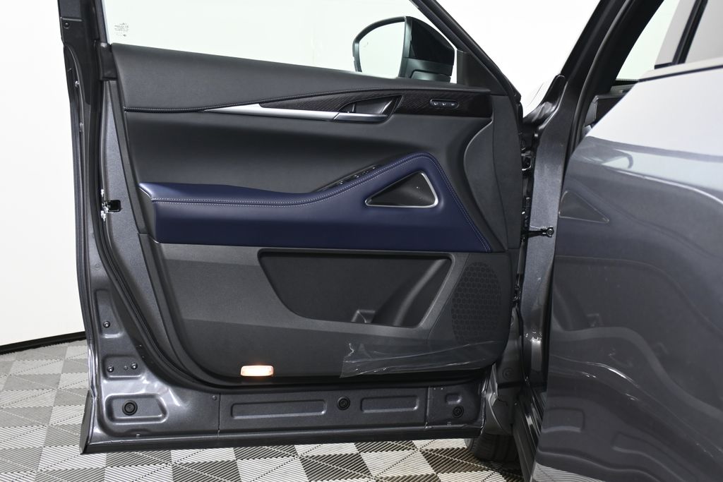 Thumbnail: 2026 INFINITI QX60 - 23