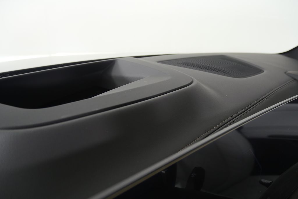 Thumbnail: 2026 BMW X5 - 19