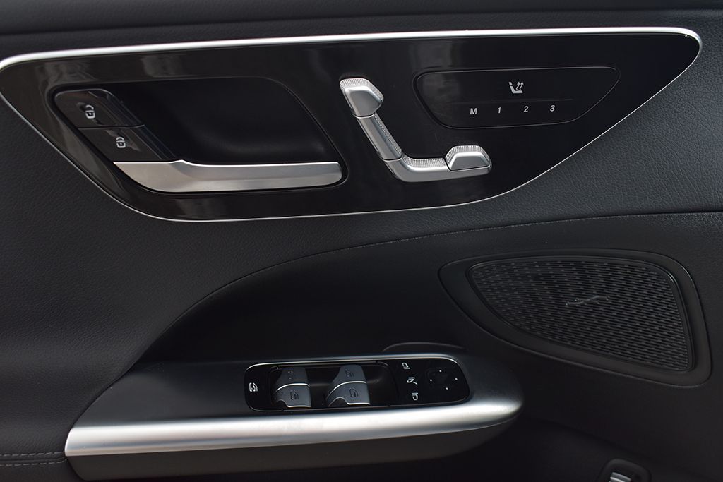 Thumbnail: 2026 Mercedes-Benz C-Class - 12