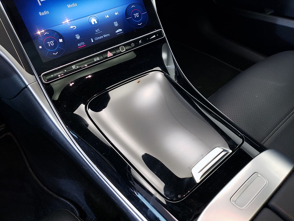 Thumbnail: 2022 Mercedes-Benz C-Class - 14