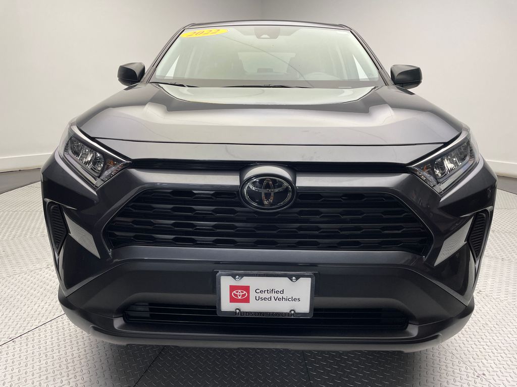 2022 Toyota RAV4 LE 2