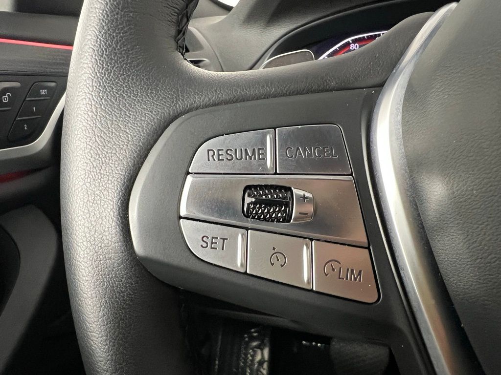 Thumbnail: 2025 BMW X4 - 18