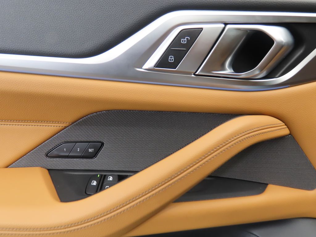 Thumbnail: 2025 BMW i4 - 22