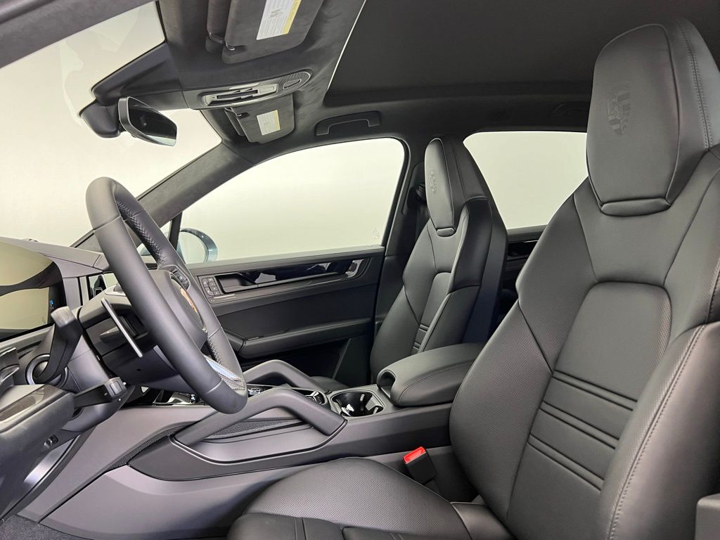 Thumbnail: 2026 Porsche Cayenne - 5