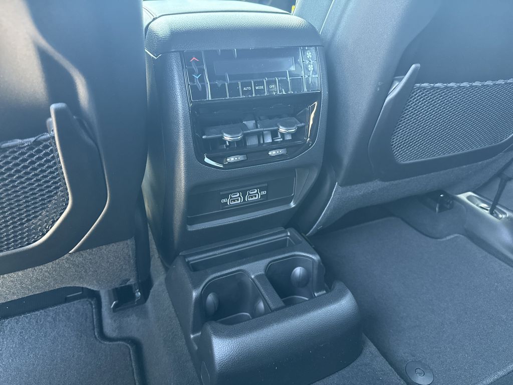 2026 Jeep Grand Cherokee L Laredo White/off-white at Martin Chrysler Dodge Jeep Ram