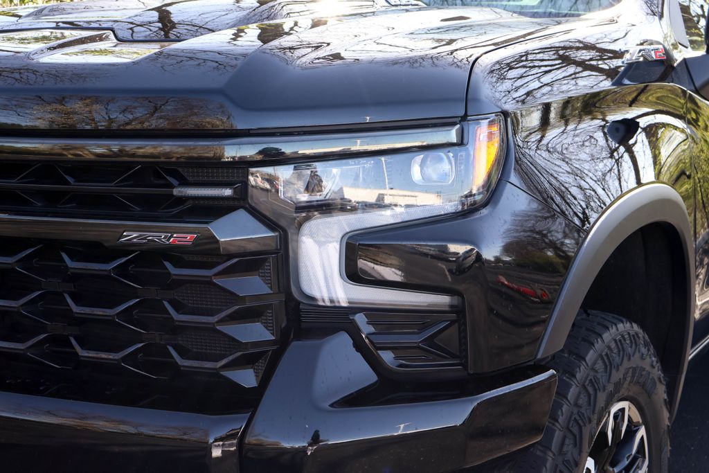 2022 Chevrolet Silverado 1500 ZR2 3