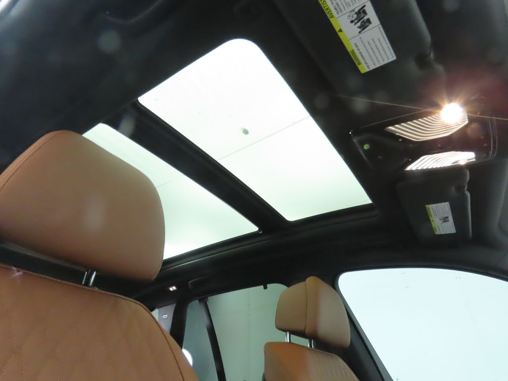 Thumbnail: 2024 BMW X5 - 19