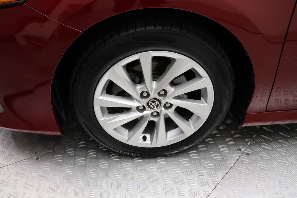 2021 Toyota Camry LE 4
