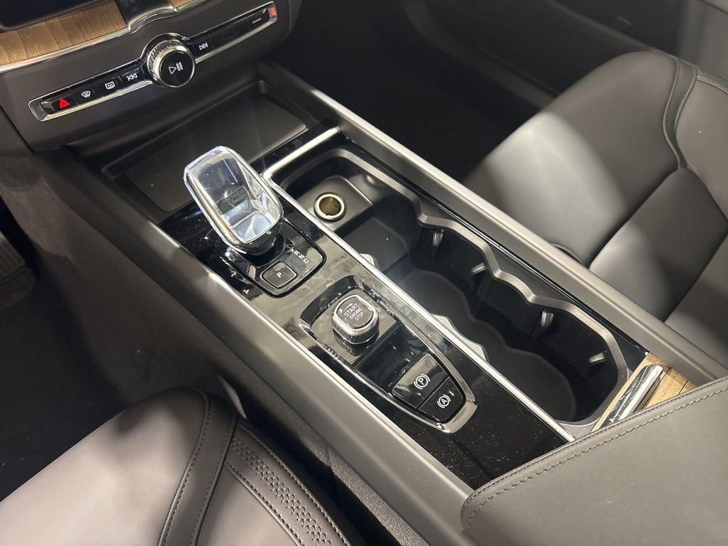 New 2026  Volvo T8 Ultra image 14