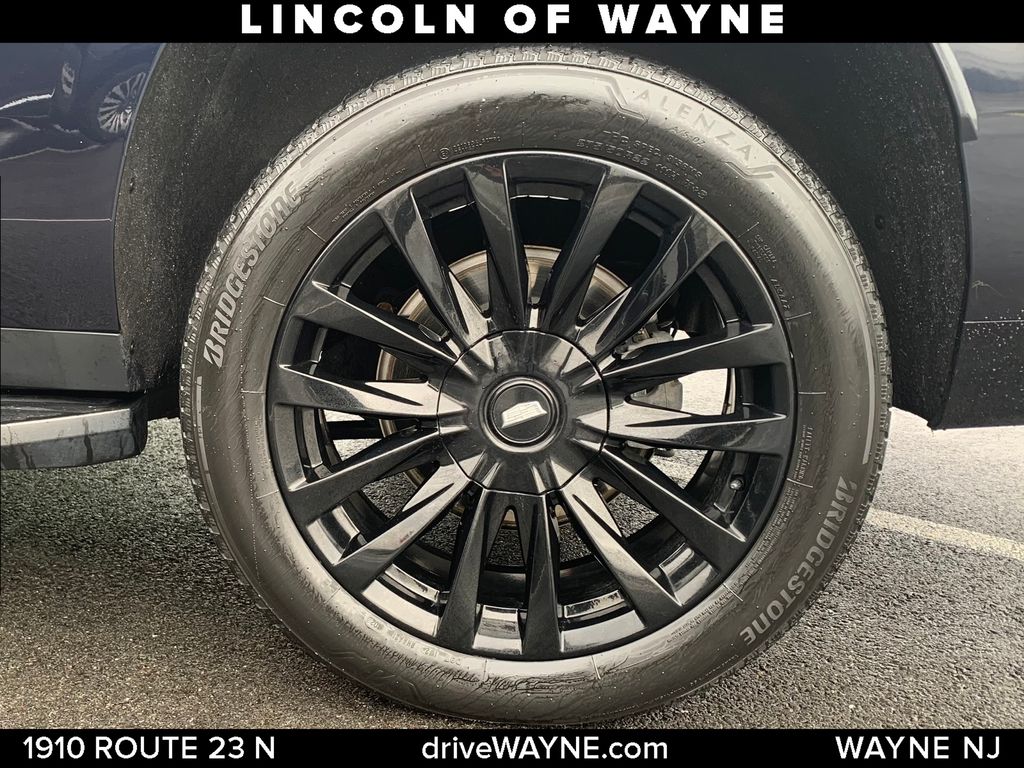 2023 Cadillac Escalade ESV Premium photo