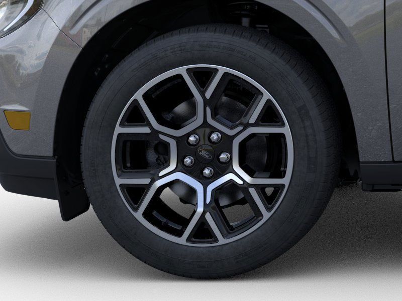 New 2025 Ford Maverick Lariat 4D Crew Cab