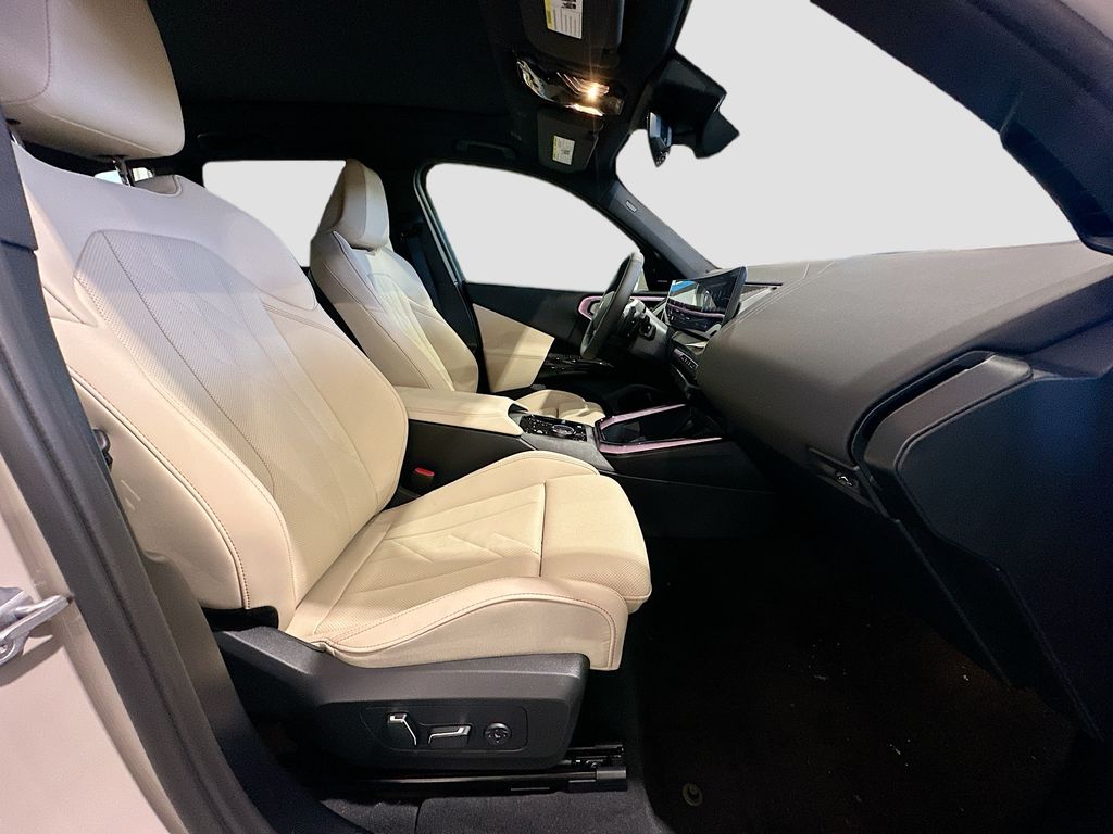 New 2026 Beige BMW 30 xDrive image 30