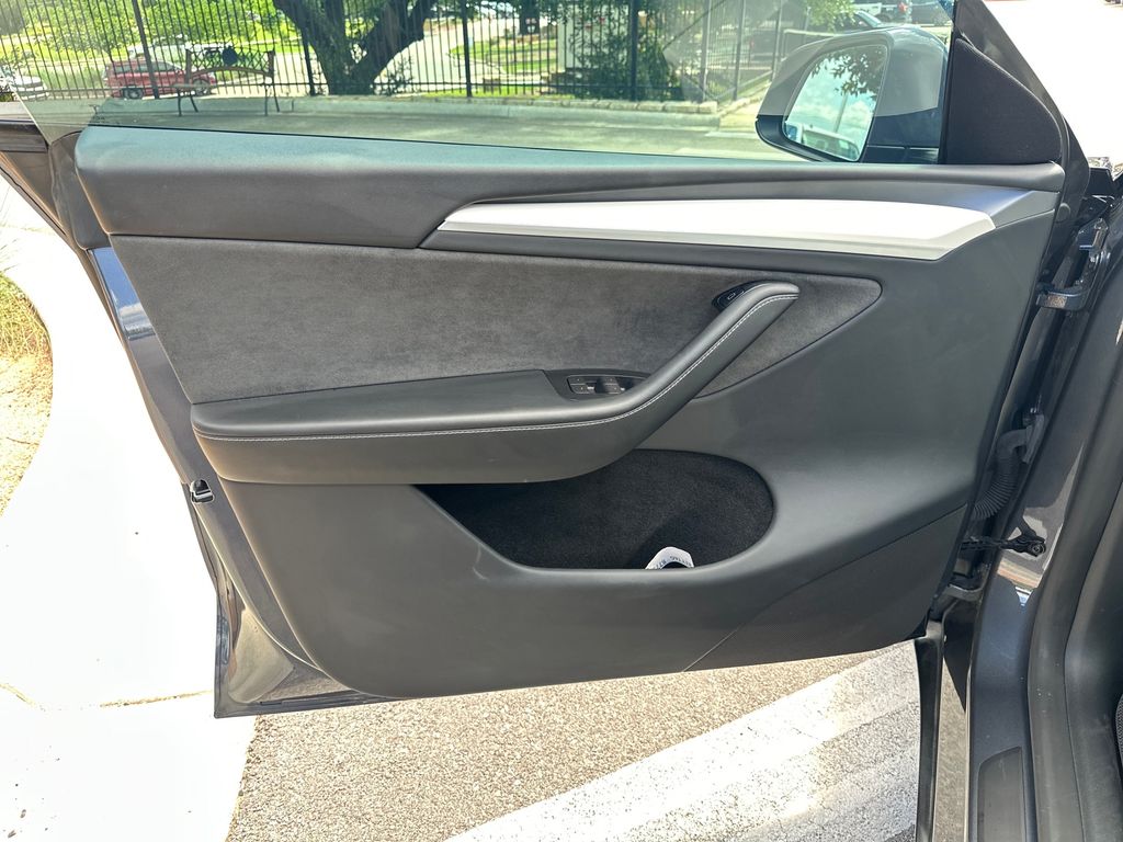 Used Car 2023 Tesla Model Y  Long Range For Sale Under $35,000 In Austin, Texas