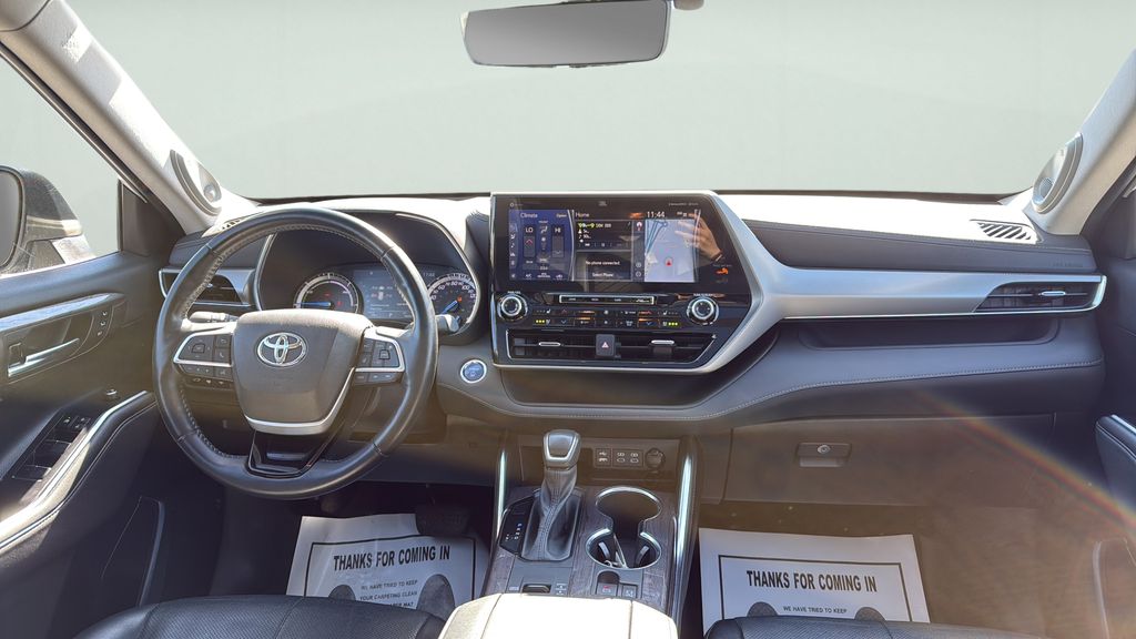 2022 Toyota Highlander Hybrid