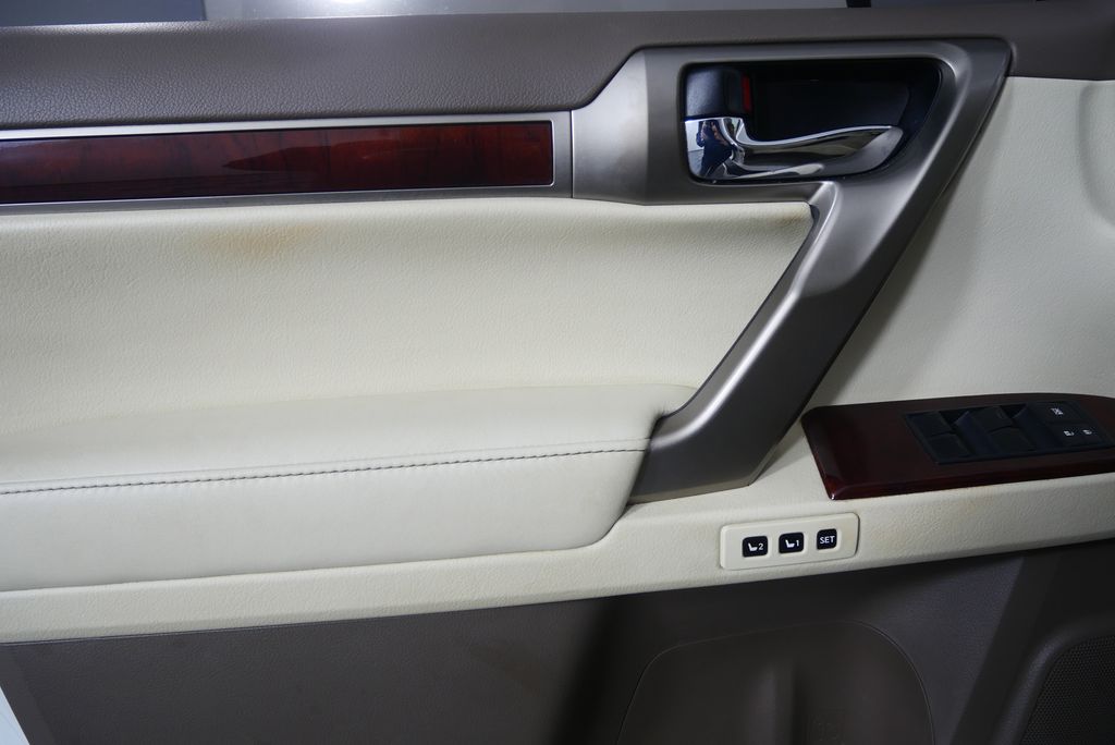 Thumbnail: 2010 Lexus GX - 9