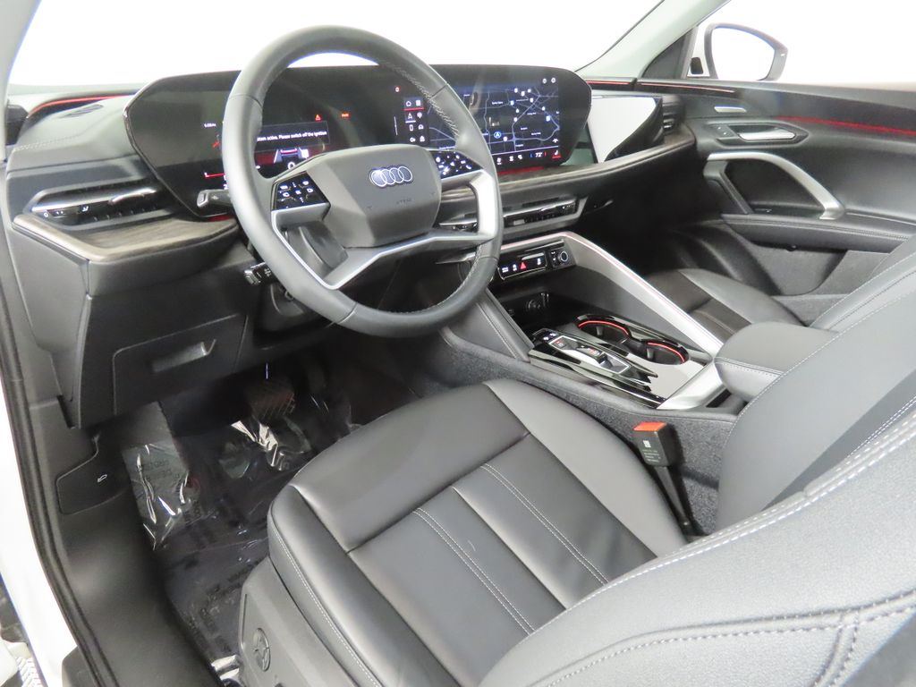 Thumbnail: 2025 Audi Q5 - 24