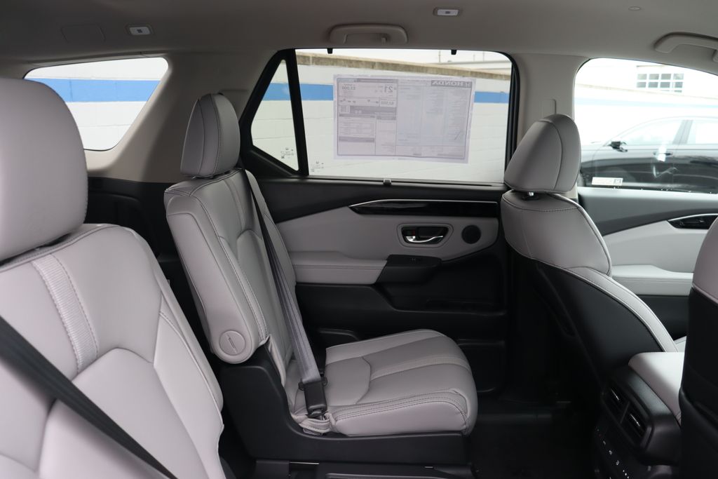 2025 Honda Pilot EX-L 17