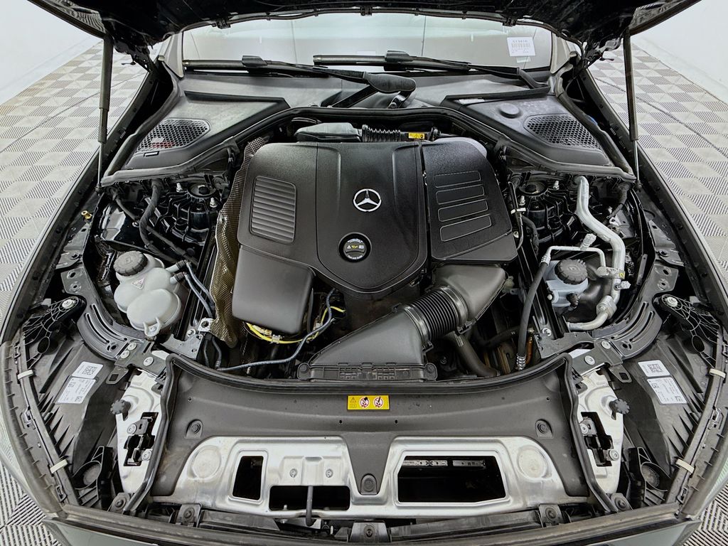 Thumbnail: 2025 Mercedes-Benz E-Class - 28