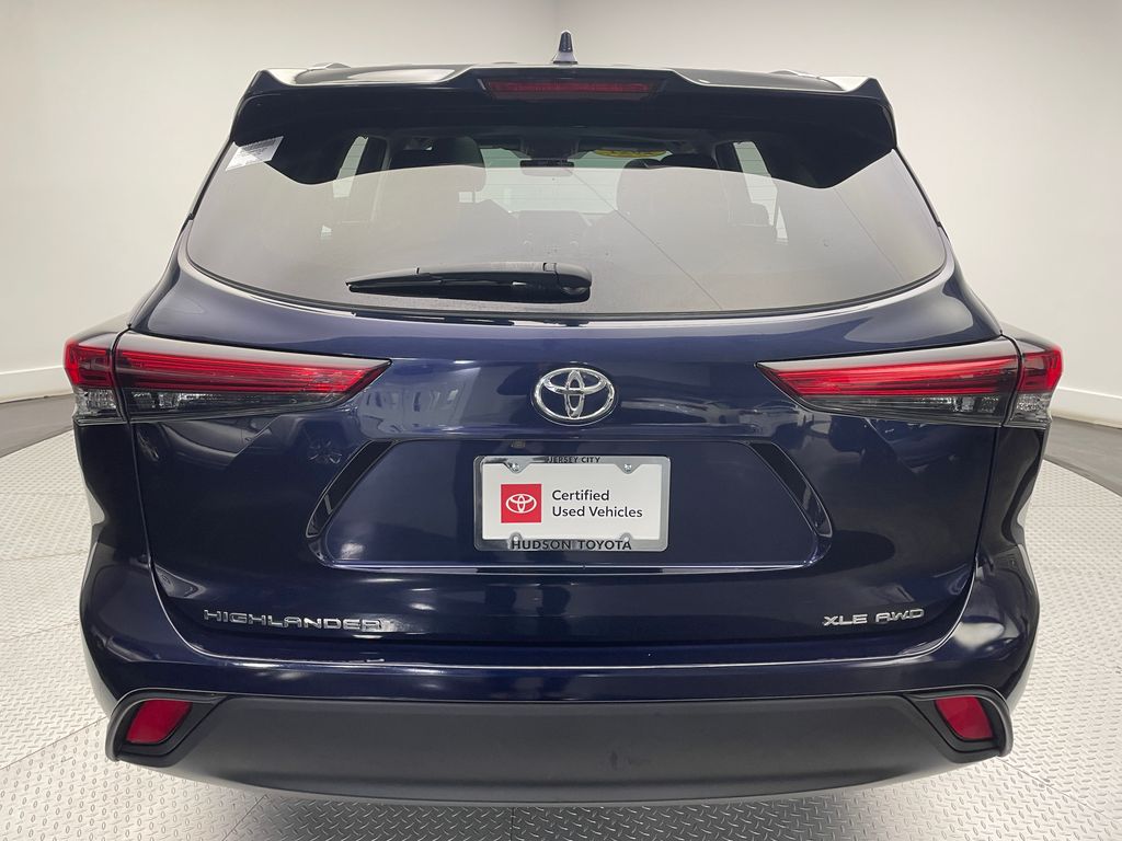 2021 Toyota Highlander XLE 6