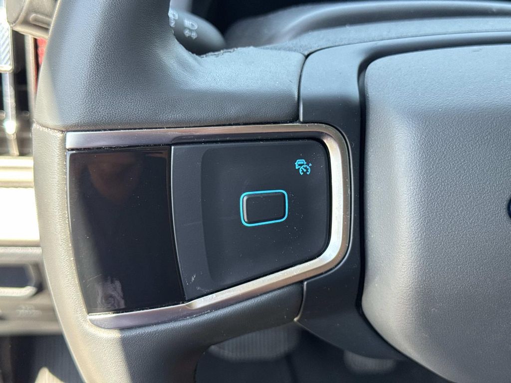 Used 2025 Ford Expedition Active 4D Sport Utility