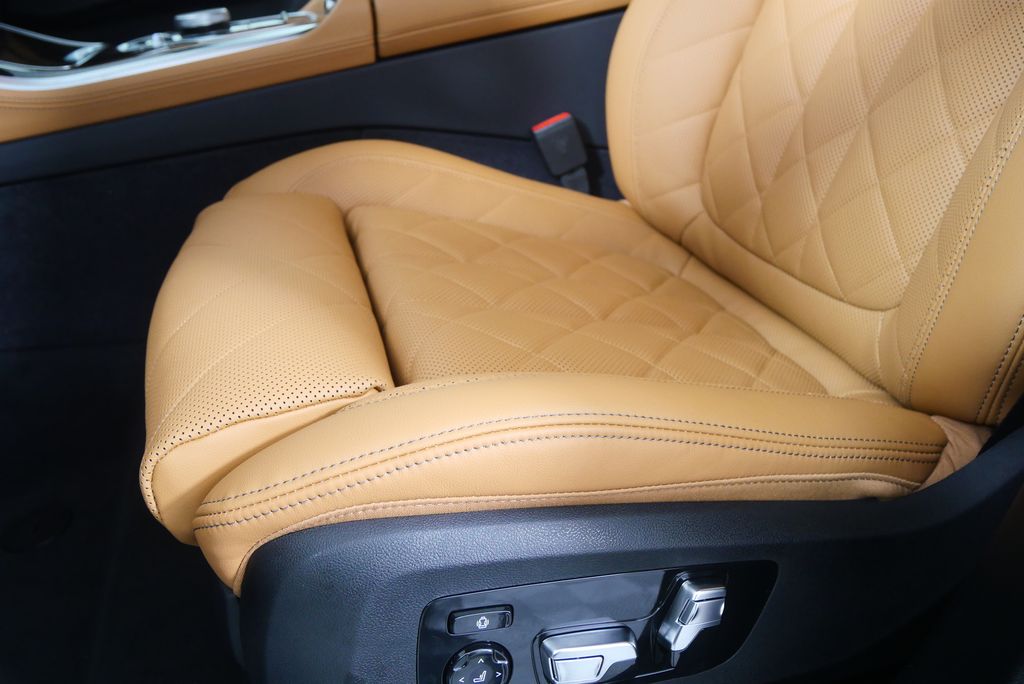 Thumbnail: 2026 BMW X5 - 10