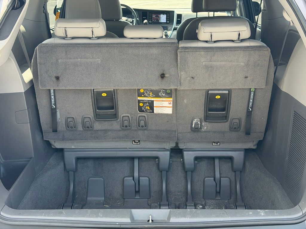 2018 Toyota Sienna XLE Premium 7 Passenger