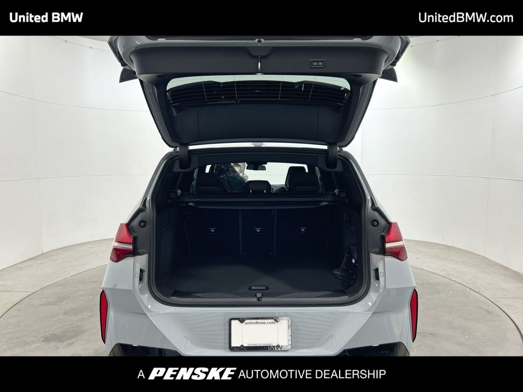 Thumbnail: 2026 BMW X3 - 22