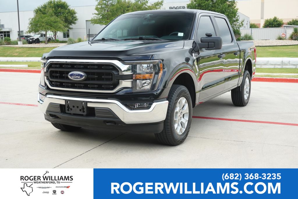 2023 Ford F-150 Negro Camioneta Todo terreno Automática