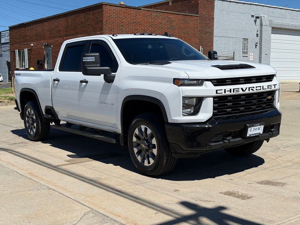 2021 Chevrolet Silverado 2500HD Custom - Image 4