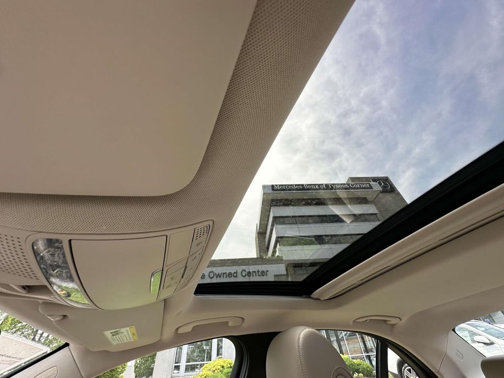 2021 Mercedes-Benz C-Class C 300 11