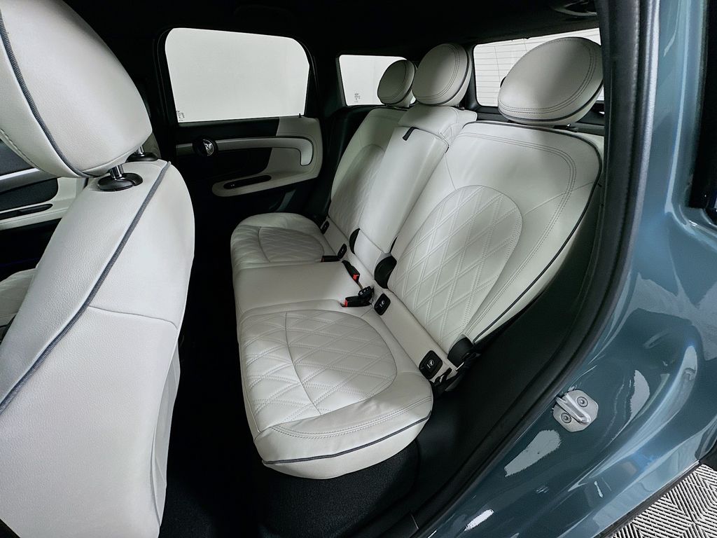 Thumbnail: 2023 MINI Cooper Countryman - 25