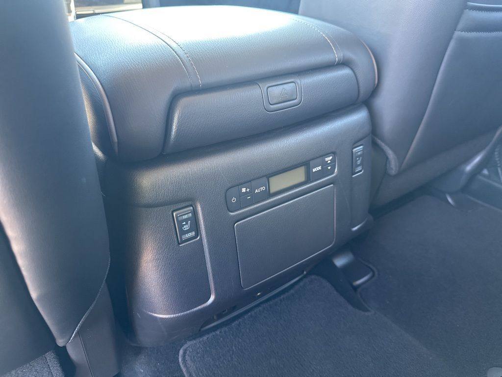 Used Car 2023 Nissan Armada  Platinum For Sale Under $50,000 In Austin, Texas