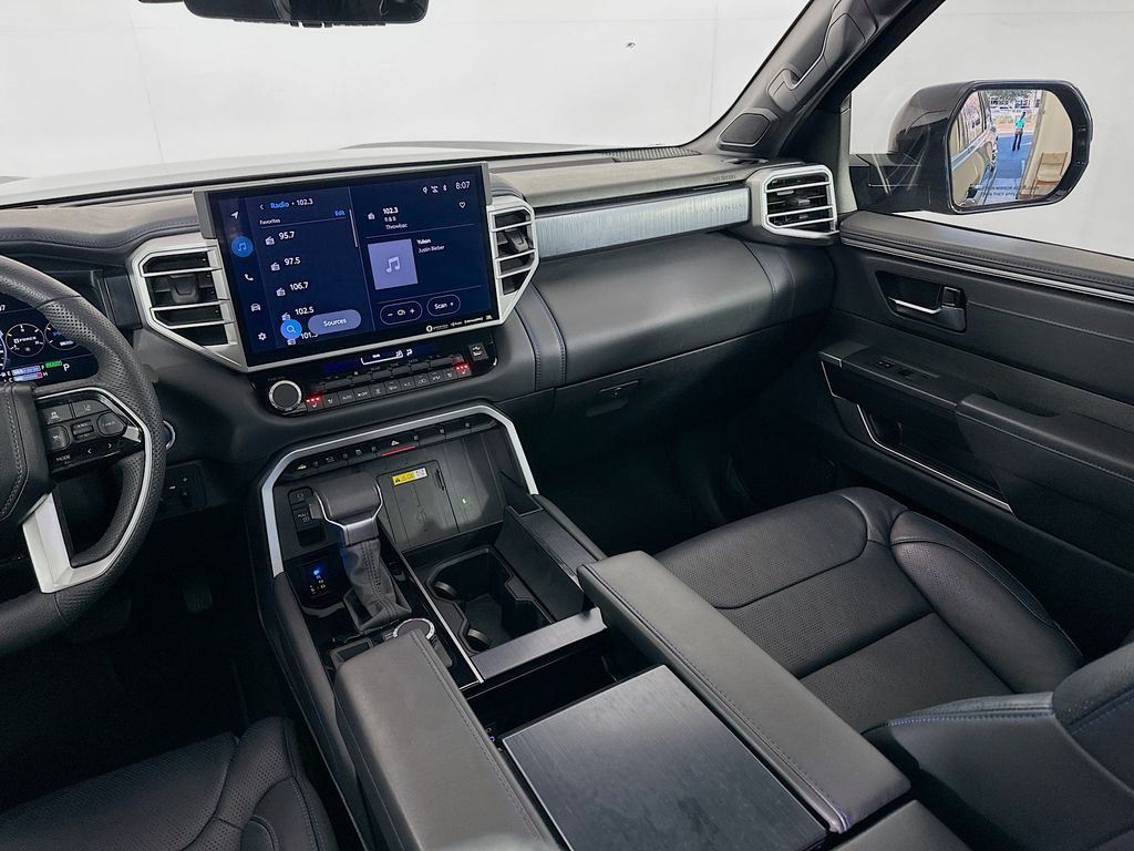 Thumbnail: 2024 Toyota Sequoia - 24