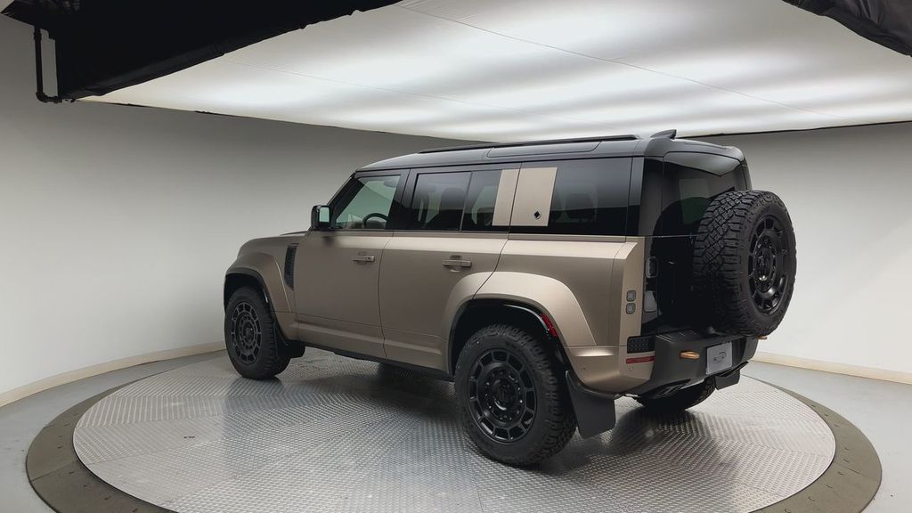 Thumbnail: 2026 Land Rover Defender - 4