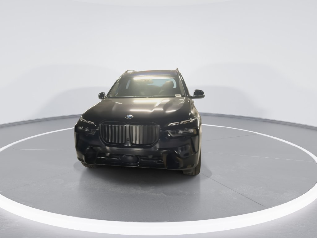 Thumbnail: 2027 BMW X7 - 3