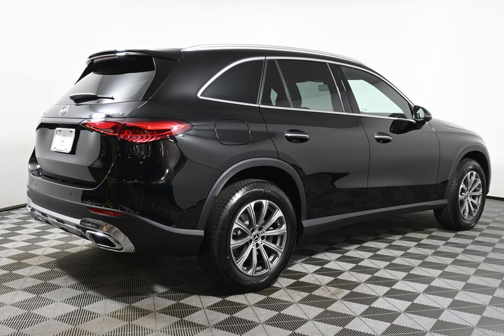 Thumbnail: 2026 Mercedes-Benz GLC - 7